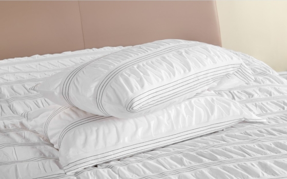 Το Seersucker Cotton ανακυκλωμένο πολυεστέρας ντουέτο σετ βιώσιμη λευκή ντουέτο κάλυψη βασιλιά